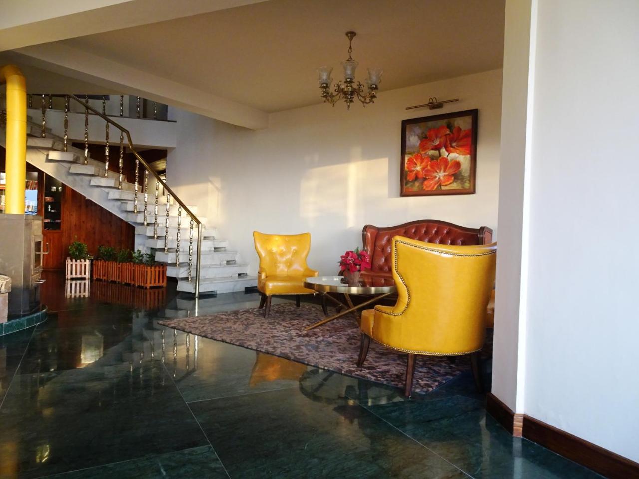 Honeymoon Inn Shimla Eksteriør bilde